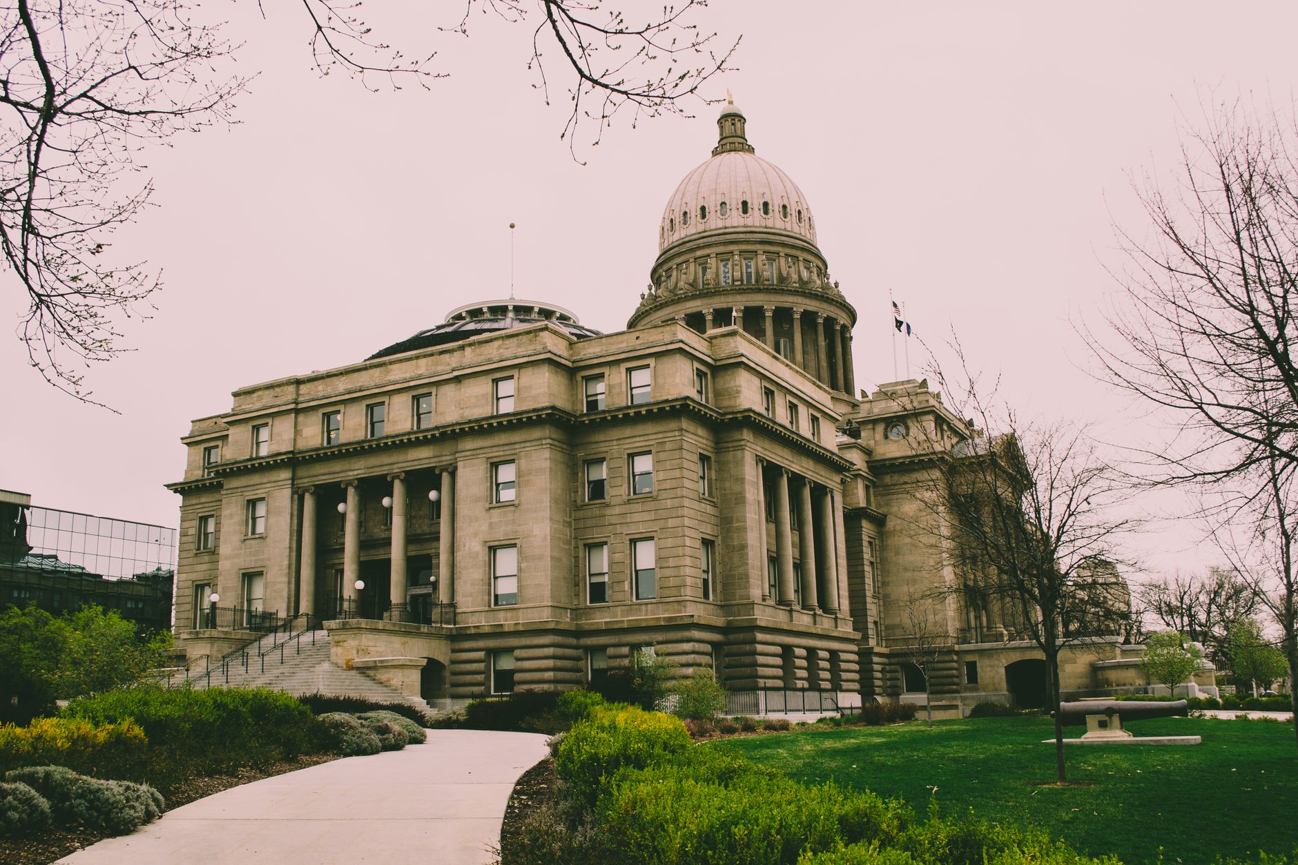 When AI Acts on Its Own: State Government's Agentic AI Accountability Gap